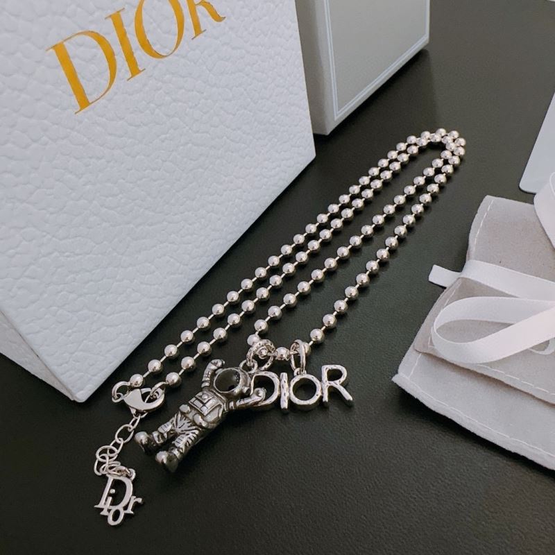 chr1st1an D10r necklaces